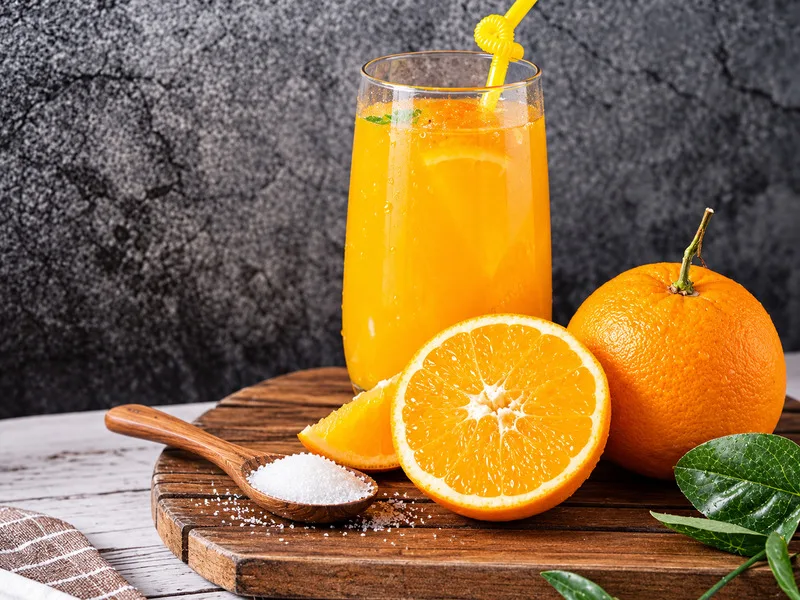 Lượng calo trong ly nước cam có thể thay đổi đáng kể khi cho thêm đường